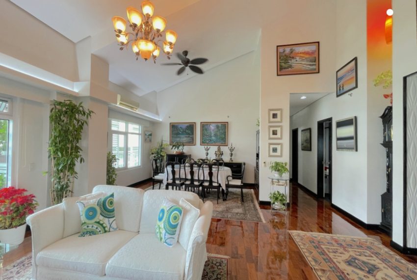 Screenshot_20251109_222042_Top Realty